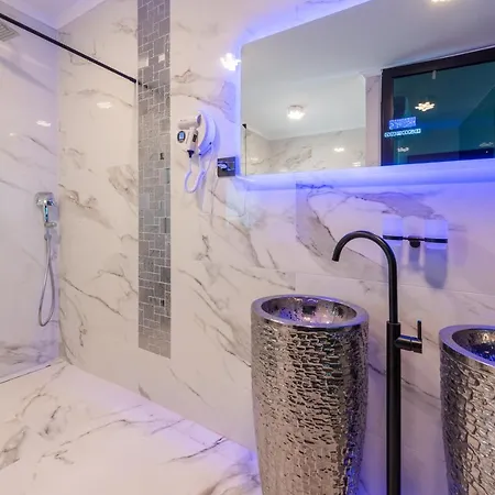 Villa Hb With Heated Pool And Hot Tub *