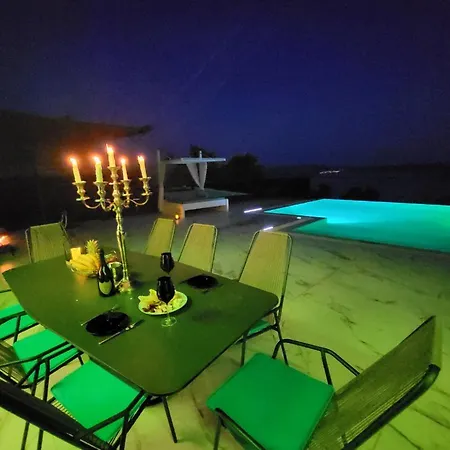Hb With Heated Pool And Hot Tub Villa Crikvenica