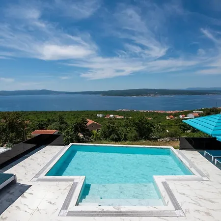 Hb With Heated Pool And Hot Tub Villa Crikvenica