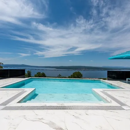 Villa Hb With Heated Pool And Hot Tub Crikvenica